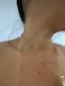 Snapshot of KarolRubi1 chatting on March 2025 07:02:01 PM KarolRubi1 online show from March 2025 07:02:01 PM