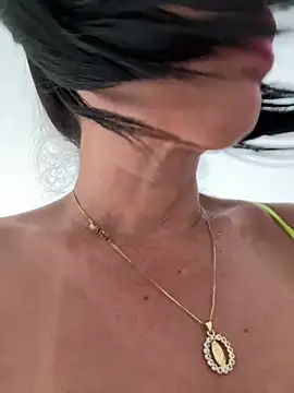 Snapshot of KarolRubi1 chatting on March 2025 03:27:02 PM KarolRubi1 online show from March 2025 03:27:02 PM