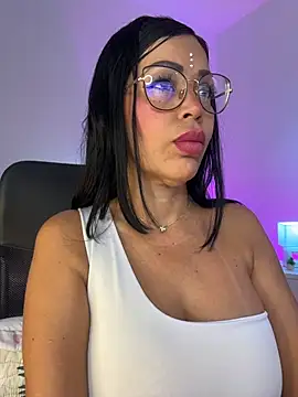 Snapshot of KarolRubi1 chatting on March 2026 07:09:01 PM KarolRubi1 online show from March 2026 07:09:01 PM