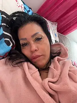 KarolRubi1 online show from May 2026 03:42:02 PM