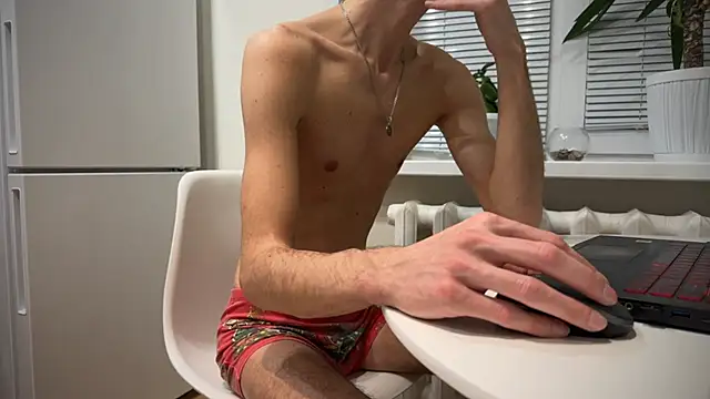 Snapshot of BrendanSilvers chatting on December 2024 08:00:02 PM BrendanSilvers online show from December 2024 08:00:02 PM