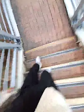 Snapshot of Lee0613 chatting on February 2026 08:15:02 AM Lee0613 online show from February 2026 08:15:02 AM