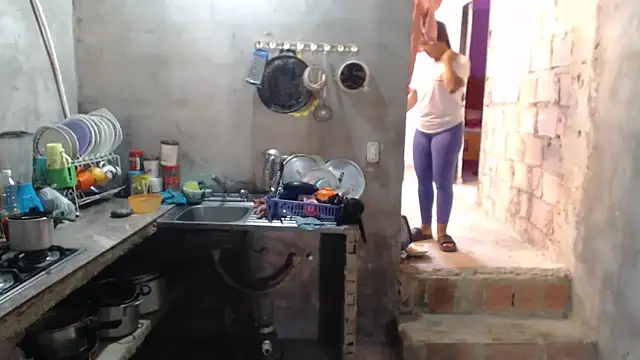 Coral0403 online show from December 2025 08:47:02 PM