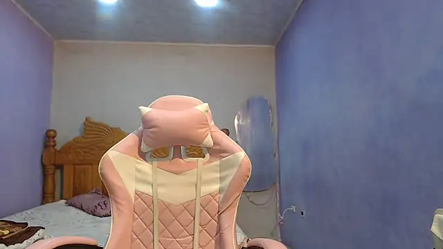 Coral0403 online show from February 2026 04:27:02 PM