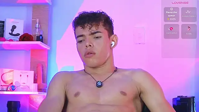Snapshot of Nijinsky_LatinBoy chatting on May 2026 02:45:01 PM Nijinsky LatinBoy online show from May 2026 02:45:01 PM