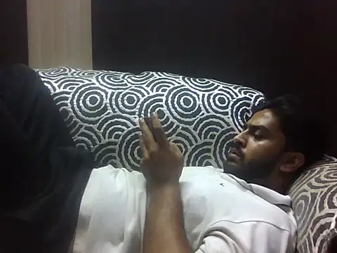 indihotguy online show from October 2025 02:14:01 PM