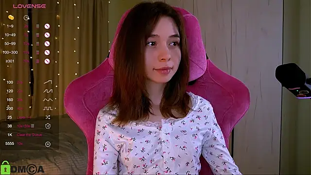 LittleOriana online show from March 2025 01:41:02 AM