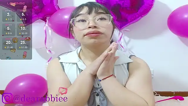 Snapshot of DearAbbiee chatting on February 2025 11:02:02 AM DearAbbiee online show from February 2025 11:02:02 AM