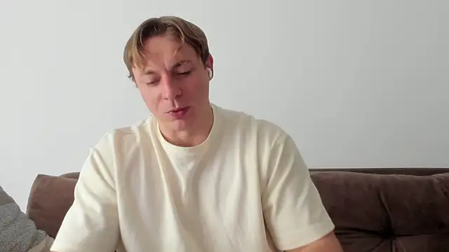 Snapshot of o_r_b_i_t chatting on March 2025 11:19:01 AM o r b i t online show from March 2025 11:19:01 AM