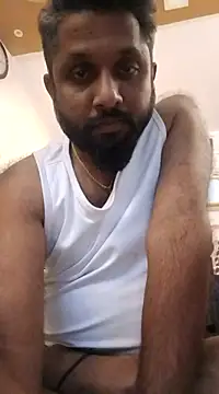 Snapshot of carria_homes chatting on March 2025 06:44:01 PM carria homes online show from March 2025 06:44:01 PM