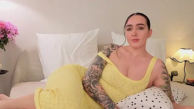 KimKhallifa online show from March 2026 05:32:02 AM