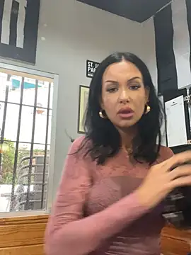 Carolinekronkvist online show from February 2025 03:04:02 PM