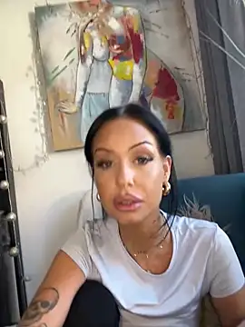 Carolinekronkvist online show from March 2025 08:22:01 PM