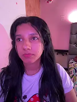 emmariders2 online show from December 2025 03:08:02 PM