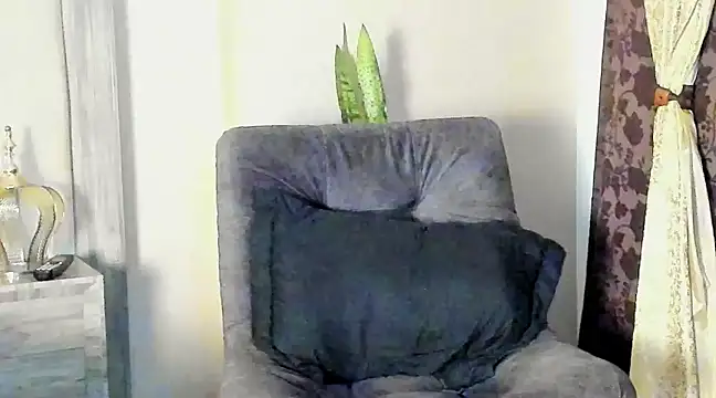 Snapshot of benjamincol chatting on February 2025 02:44:02 AM benjamincol online show from February 2025 02:44:02 AM