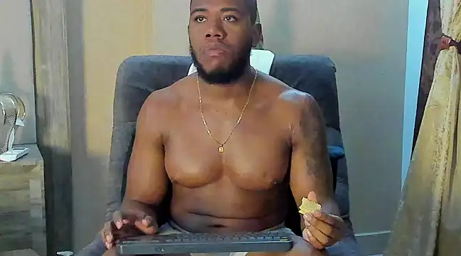 Snapshot of benjamincol chatting on February 2025 11:04:02 PM benjamincol online show from February 2025 11:04:02 PM