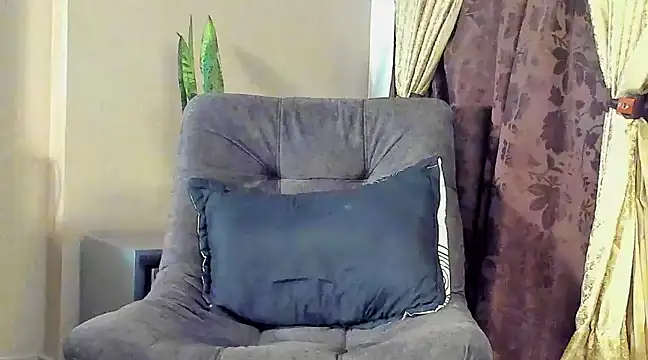 Snapshot of benjamincol chatting on March 2025 03:53:02 AM benjamincol online show from March 2025 03:53:02 AM