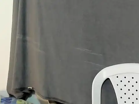 Snapshot of benjamincol chatting on February 2026 12:10:01 AM benjamincol online show from February 2026 12:10:01 AM