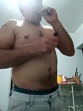 Snapshot of chinoxxx chatting on January 2025 08:41:02 AM chinoxxx online show from January 2025 08:41:02 AM