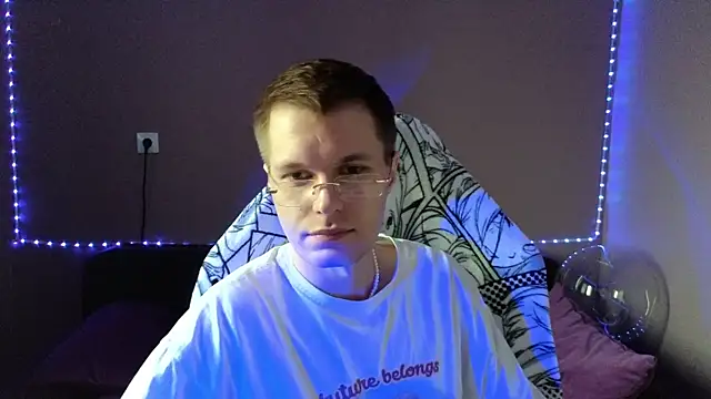 Snapshot of Leonnextdoor chatting on January 2025 06:52:02 AM Leonnextdoor online show from January 2025 06:52:02 AM