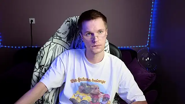 Snapshot of Leonnextdoor chatting on January 2025 09:37:02 AM Leonnextdoor online show from January 2025 09:37:02 AM