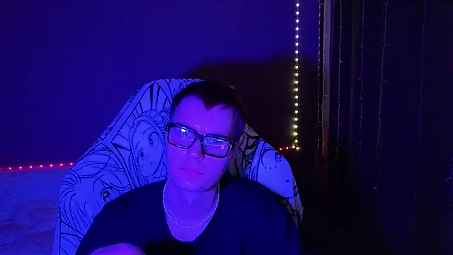 Snapshot of Leonnextdoor chatting on January 2025 11:08:02 AM Leonnextdoor online show from January 2025 11:08:02 AM