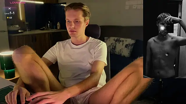 Snapshot of Leonnextdoor chatting on February 2026 07:28:01 PM Leonnextdoor online show from February 2026 07:28:01 PM