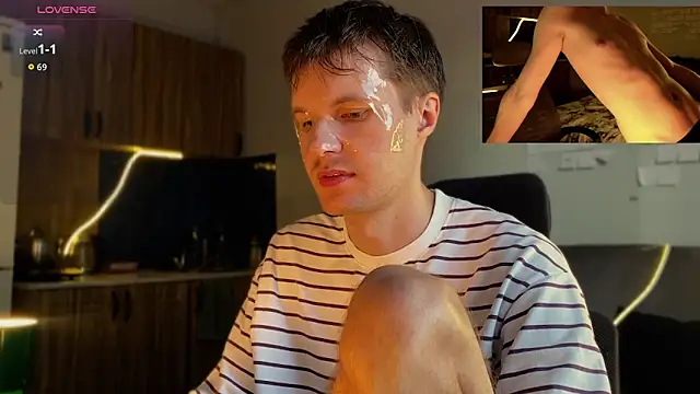 Leonnextdoor online show from April 2026 12:43:01 PM