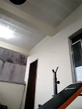 Snapshot of M1chup chatting on September 2025 08:55:02 PM M1chup online show from September 2025 08:55:02 PM