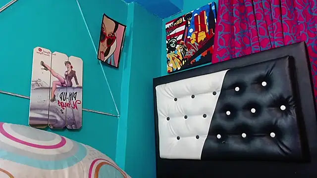 Snapshot of valerie_mase chatting on January 2025 10:45:01 PM valerie mase online show from January 2025 10:45:01 PM