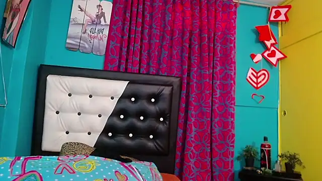 Snapshot of valerie_mase chatting on November 2025 07:13:02 PM valerie mase online show from November 2025 07:13:02 PM