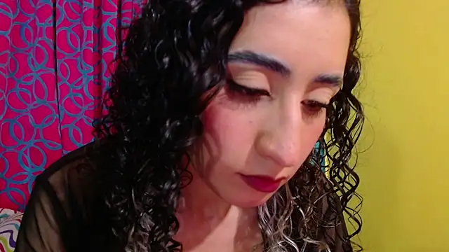 Snapshot of valerie_mase chatting on November 2025 08:20:01 PM valerie mase online show from November 2025 08:20:01 PM