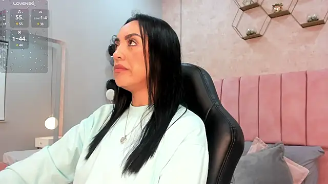 Snapshot of MAGIC_AURORAA chatting on March 2025 01:13:02 PM MAGIC AURORAA online show from March 2025 01:13:02 PM