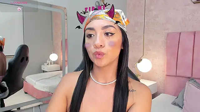 Snapshot of MAGIC_AURORAA chatting on March 2025 03:10:02 PM MAGIC AURORAA online show from March 2025 03:10:02 PM