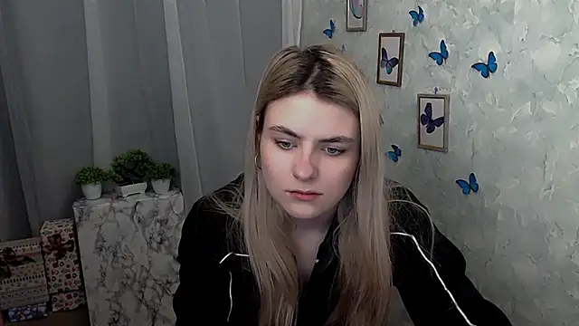 shy sabrina  online show from February 2025 07:35:01 AM