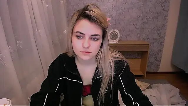 shy sabrina  online show from March 2025 03:22:01 AM