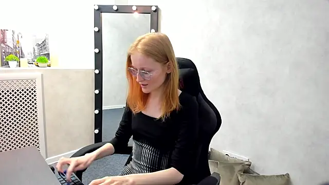 ElizabethHarpper online show from March 2025 04:02:02 AM