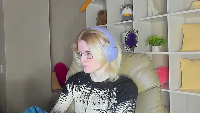 ElizabethHarpper online show from November 2025 01:19:02 AM