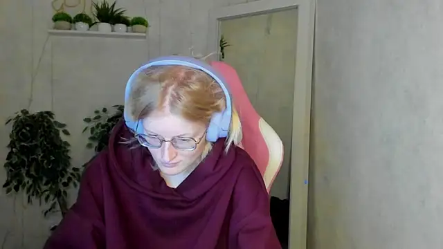 ElizabethHarpper online show from November 2025 12:57:01 AM