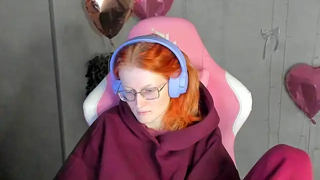 ElizabethHarpper online show from February 2026 05:12:02 PM