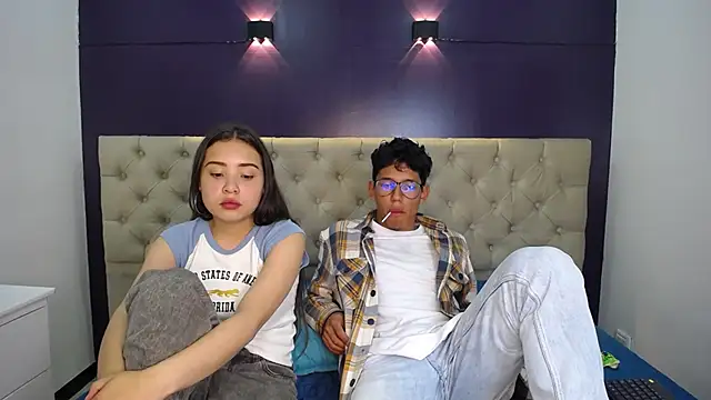 Snapshot of RyanPricee chatting on February 2025 10:43:02 PM RyanPricee online show from February 2025 10:43:02 PM