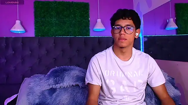 RyanPricee online show from April 2026 01:55:02 AM