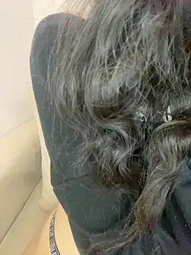 Snapshot of BB-AR chatting on January 2025 10:18:02 AM BB-AR online show from January 2025 10:18:02 AM