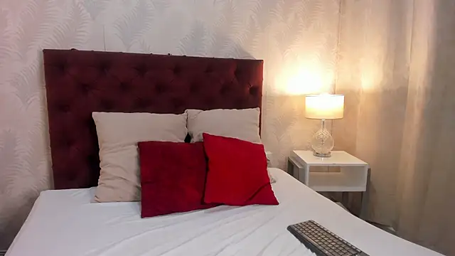 Snapshot of Angel_Khouri chatting on February 2025 08:04:01 PM Angel Khouri online show from February 2025 08:04:01 PM