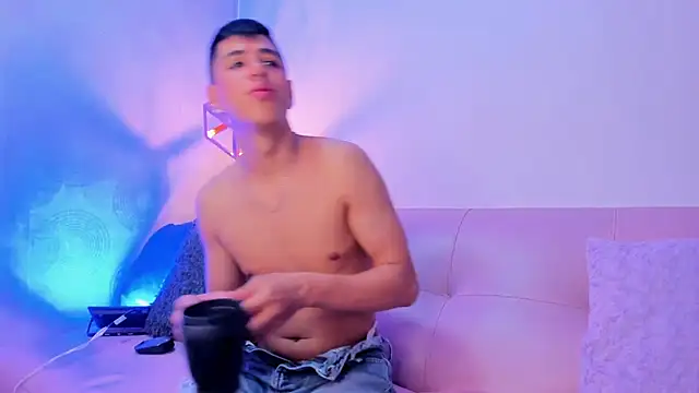 Snapshot of Angel_Khouri chatting on March 2025 02:46:01 AM Angel Khouri online show from March 2025 02:46:01 AM