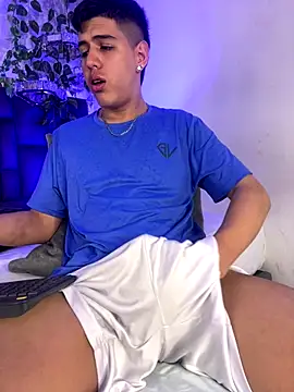 Snapshot of Angel_Khouri chatting on October 2025 03:37:02 AM Angel Khouri online show from October 2025 03:37:02 AM