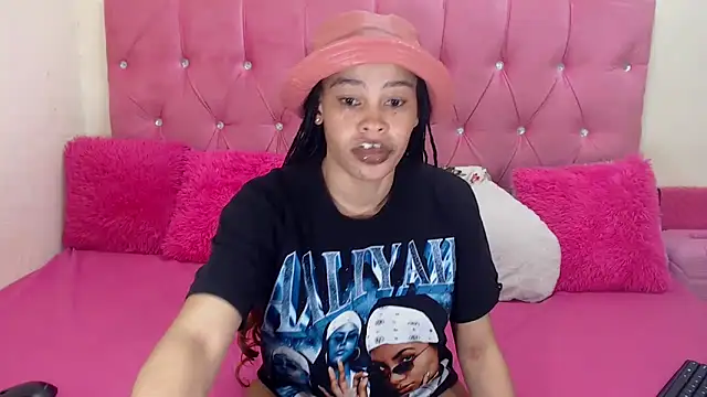 Snapshot of naughtiest_baddy chatting on September 2025 04:29:02 PM naughtiest baddy online show from September 2025 04:29:02 PM