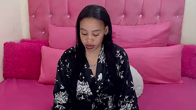 Snapshot of naughtiest_baddy chatting on September 2025 05:29:02 PM naughtiest baddy online show from September 2025 05:29:02 PM