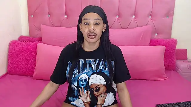 Snapshot of naughtiest_baddy chatting on October 2025 07:01:02 PM naughtiest baddy online show from October 2025 07:01:02 PM