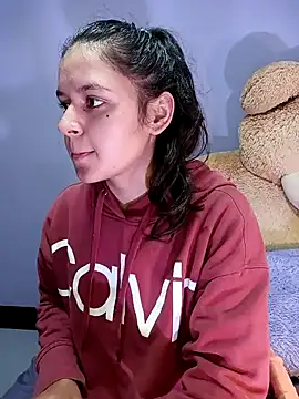 Snapshot of Danni_shy chatting on January 2025 12:43:02 AM Danni shy online show from January 2025 12:43:02 AM